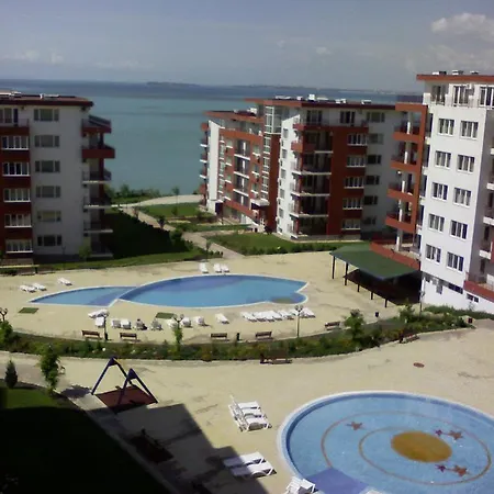 Private In Marina View Apartment