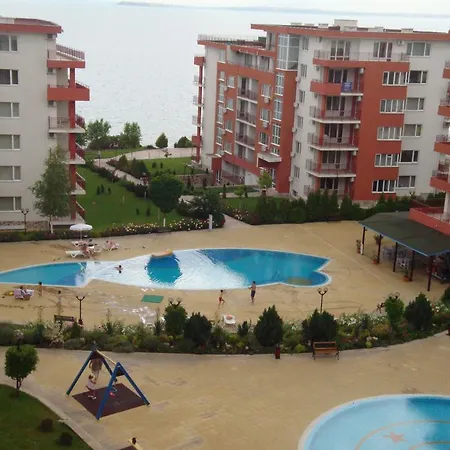 Private In Marina View Apartment Elenite