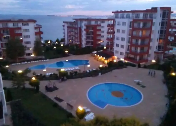 Private In Marina View Fort Beach Apartment *