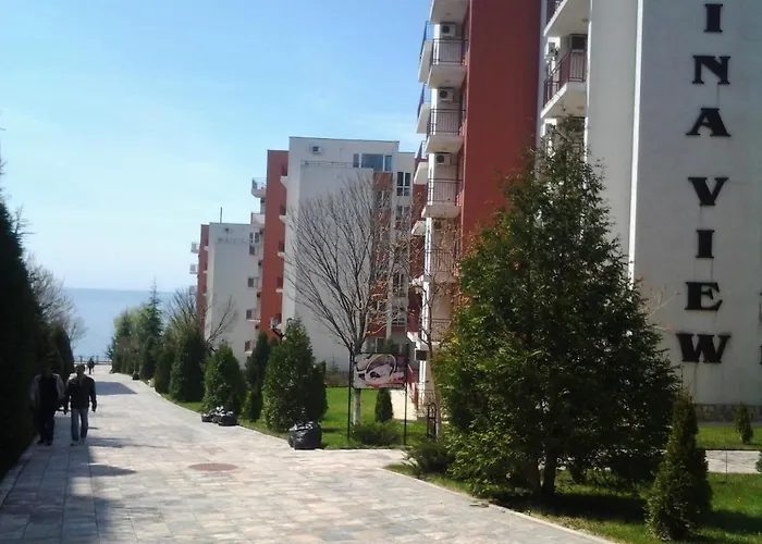 Apartment Private In Marina View Fort Beach